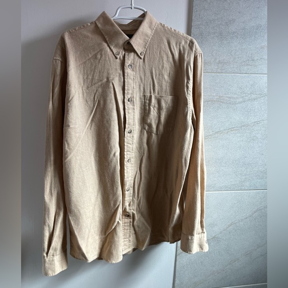 Banana Republic | Untucked Flannel Shirt in Camel | Large - Picture 7 of 7